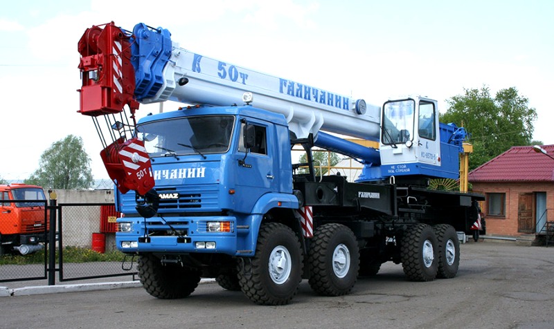 Автокран Галичанин 50 тонн 